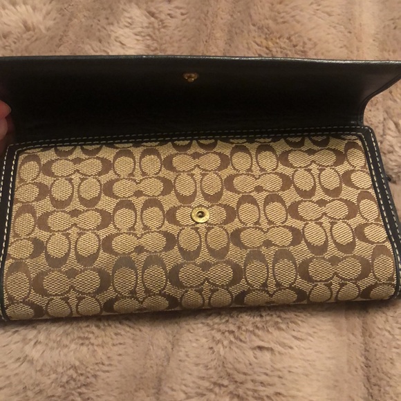 Coach Wallet - Picture 6 of 7